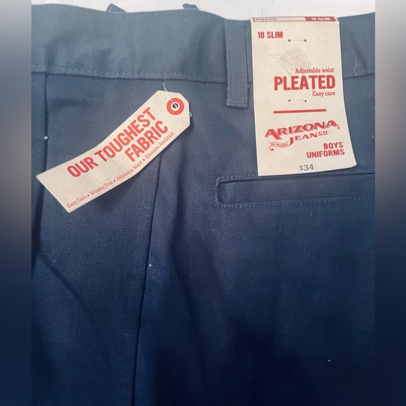 ARIZONA JEAN CO PLEATED BOYS NAVY UNIFORM 💯COTTON ZIP POCKETS SIZE 18SL  NWT - Picture 5 of 5